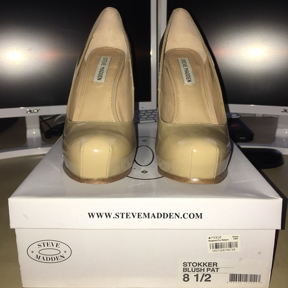 Steve Madden Stokker Heels - Plush Patent Leather - Picture 1 of 8